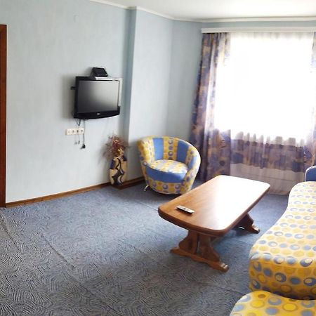 Guest House Shafran ヤレムチャ エクステリア 写真
