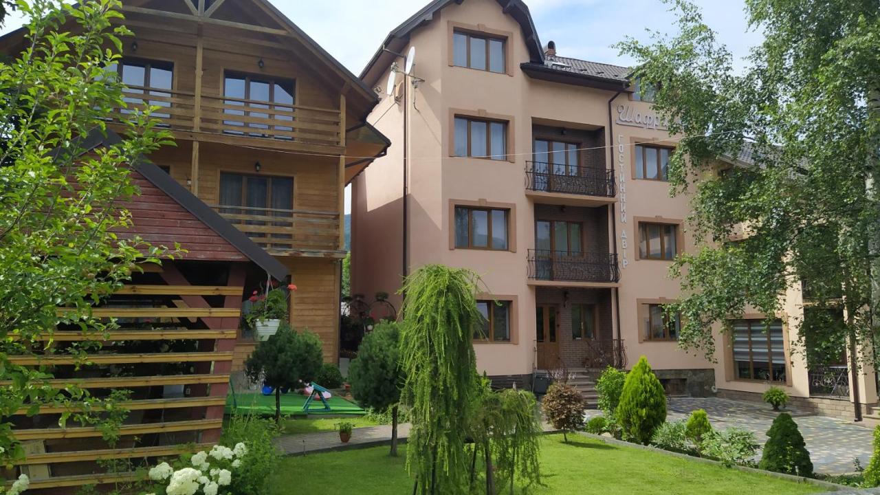 Guest House Shafran ヤレムチャ エクステリア 写真