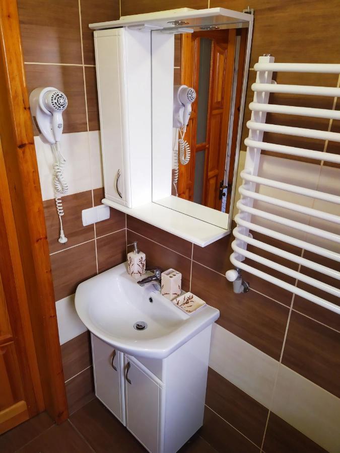 Guest House Shafran ヤレムチャ エクステリア 写真