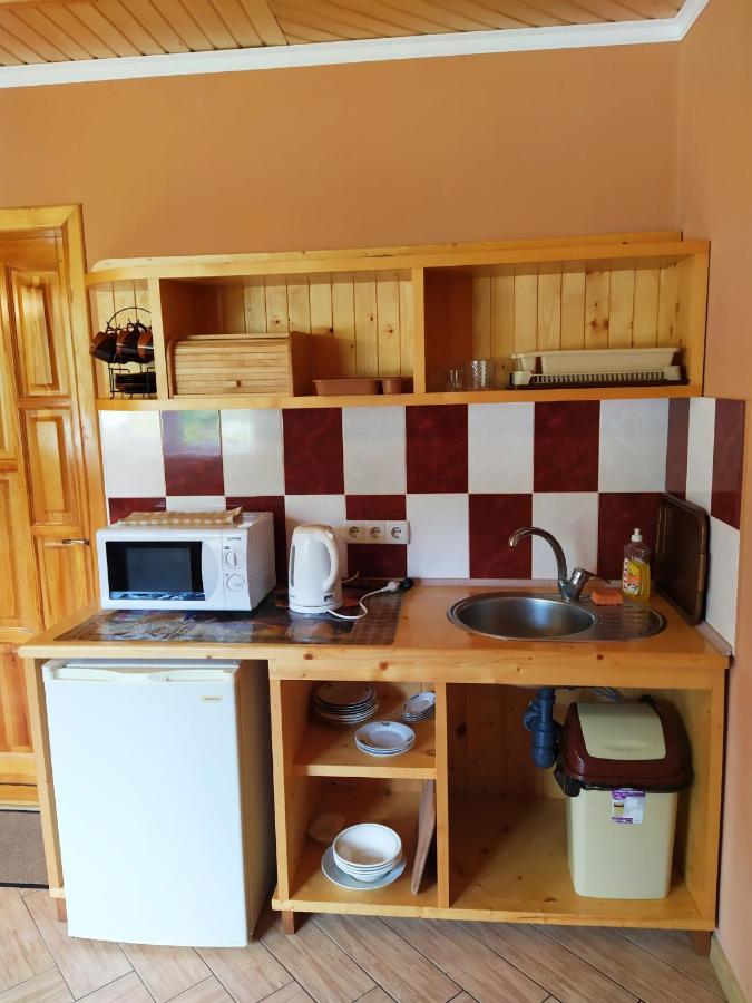 Guest House Shafran ヤレムチャ エクステリア 写真